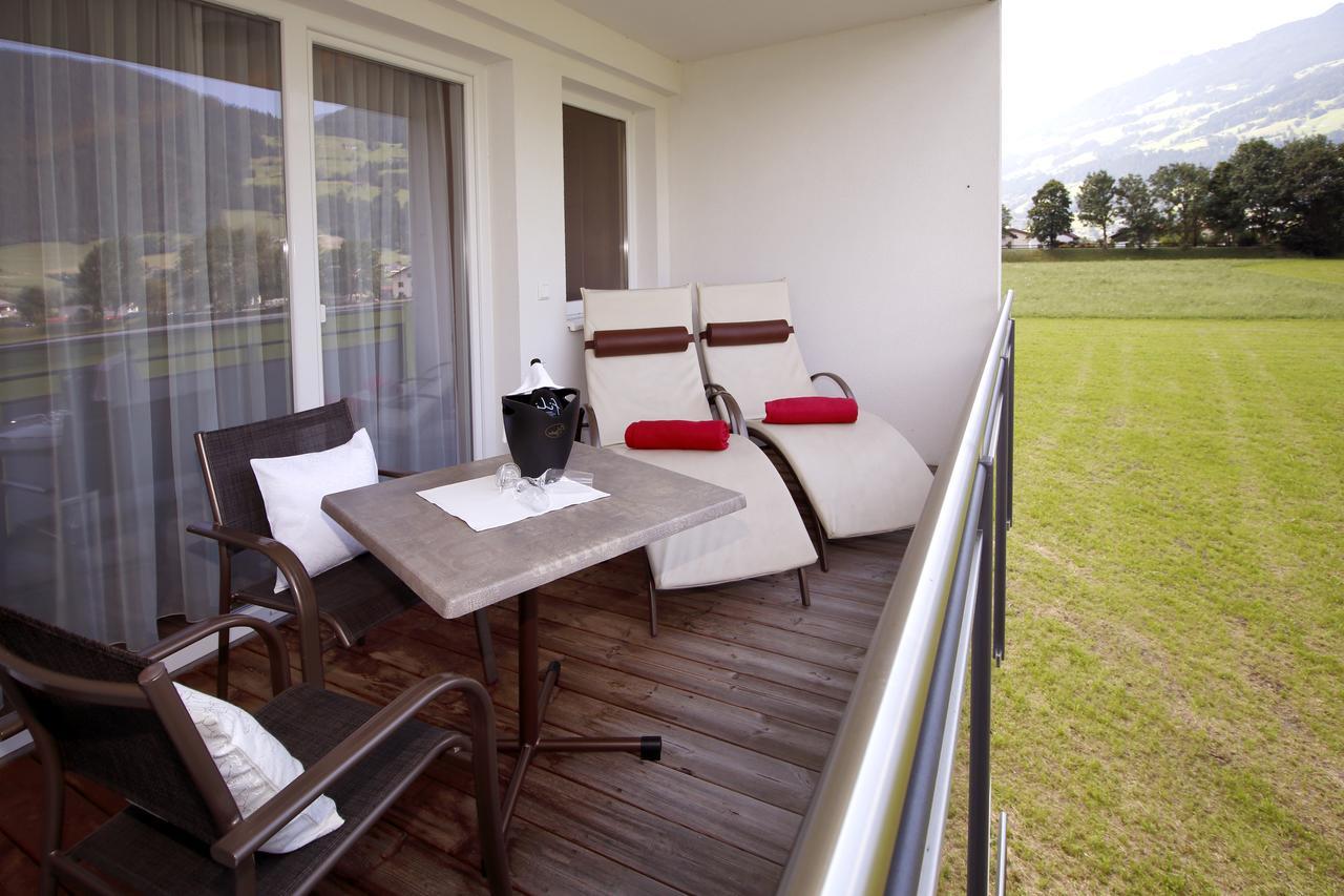 Zum Senner Suites Zillertal (Adults Only) Schlitters Eksteriør billede