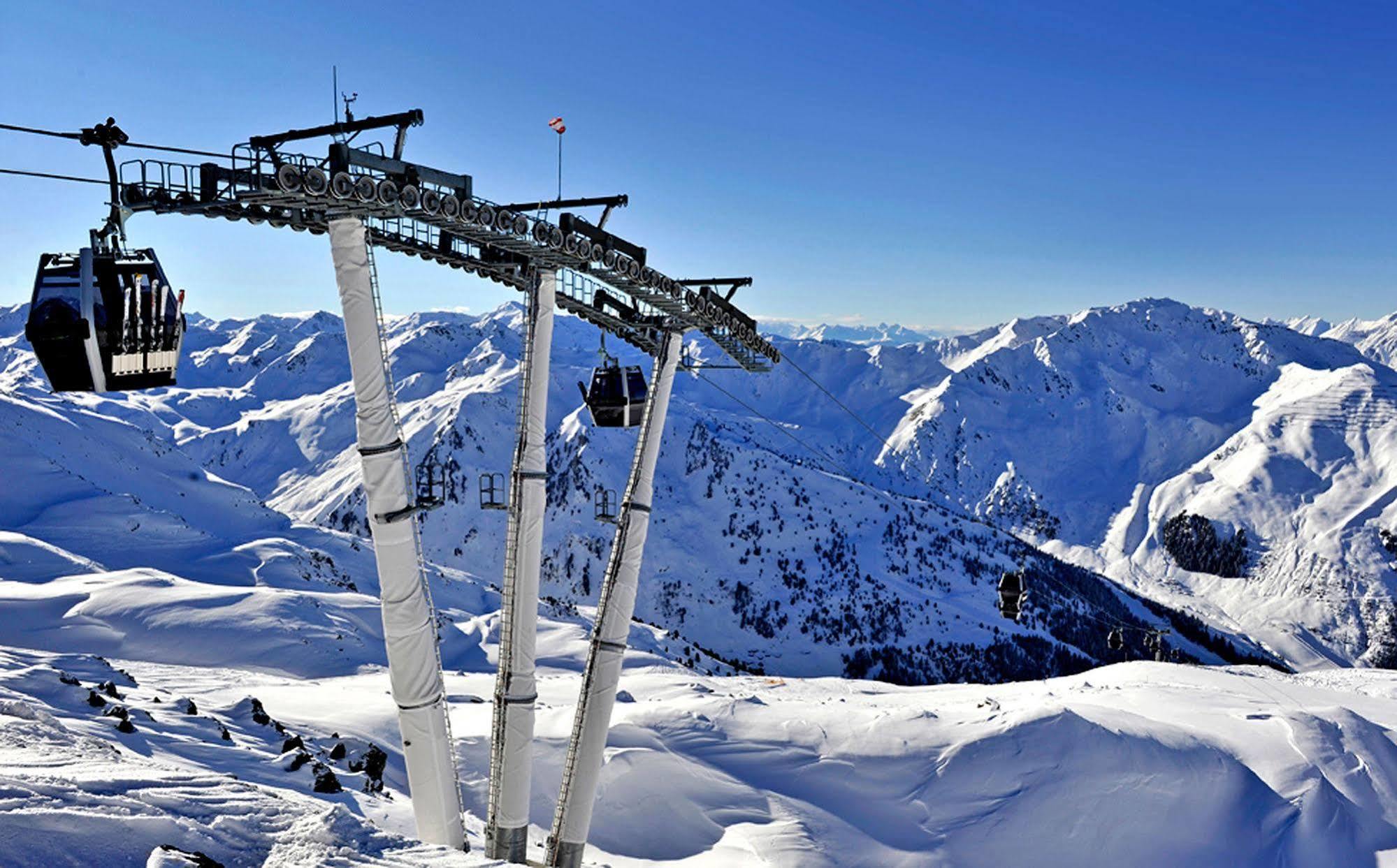 Zum Senner Suites Zillertal (Adults Only) Schlitters Eksteriør billede